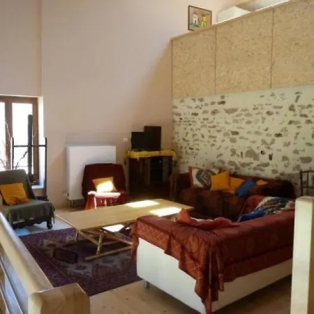Pierrepont-sur-l'arentèle, 5 Pièces, 9 Personnes - Fr-1-589-243 * Pierrepont-sur-l'Arentele